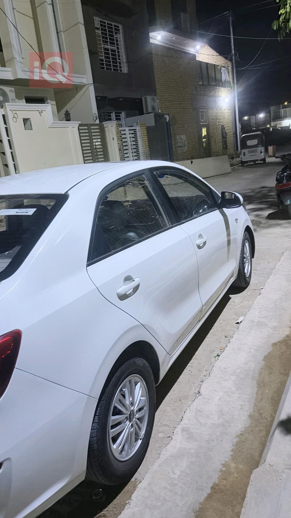 Kia Pegas